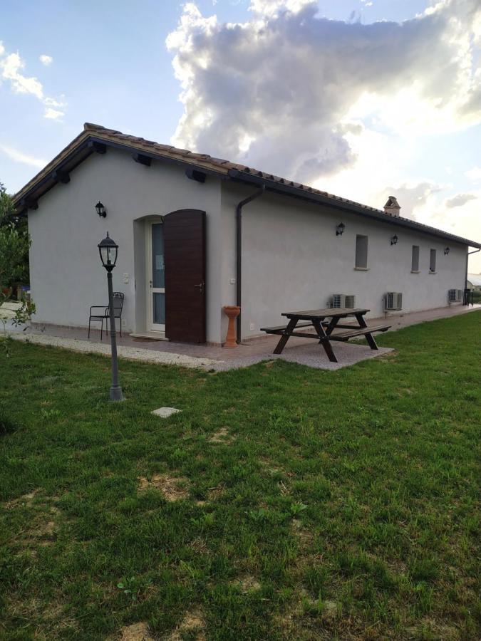 Agriturismo " Le Serre" Spello Bagian luar foto